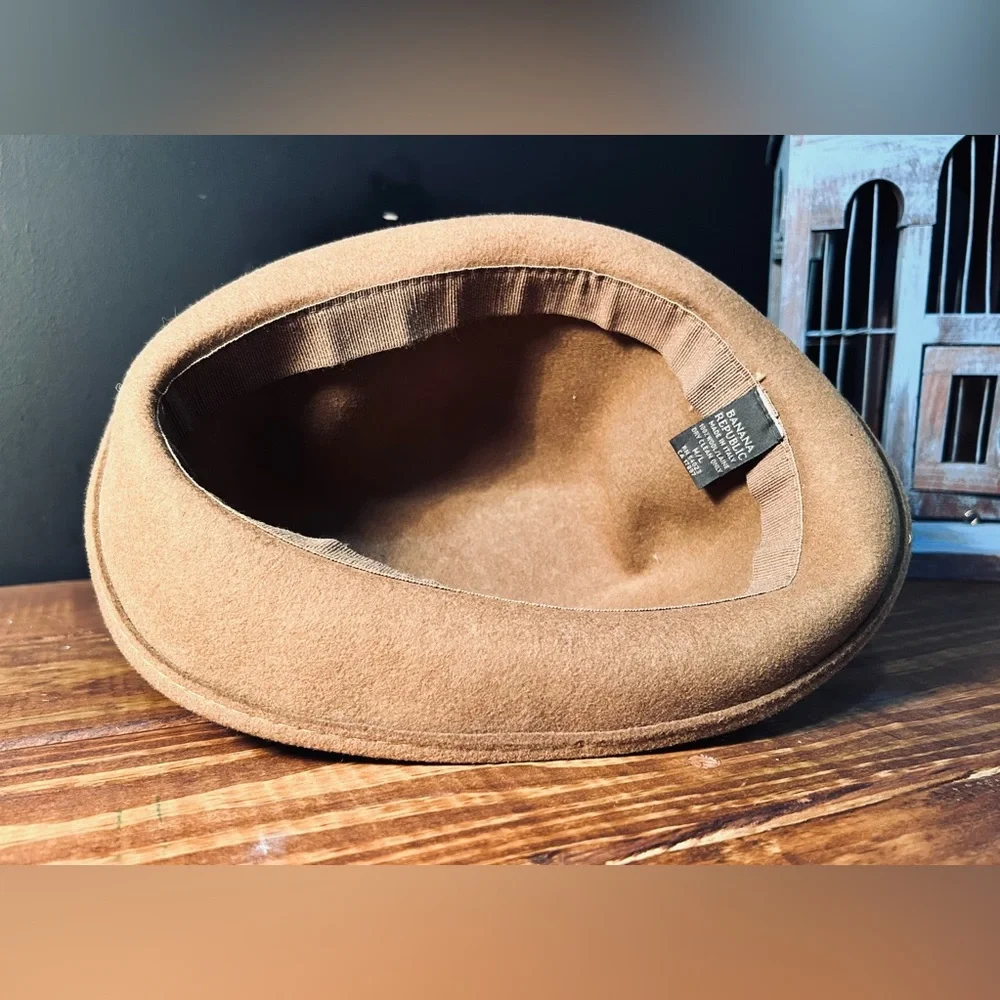 Vintage Banana Republic Italian Wool Safari Fedora Hat Camel Size M/L Travel - Picture 6 of 9